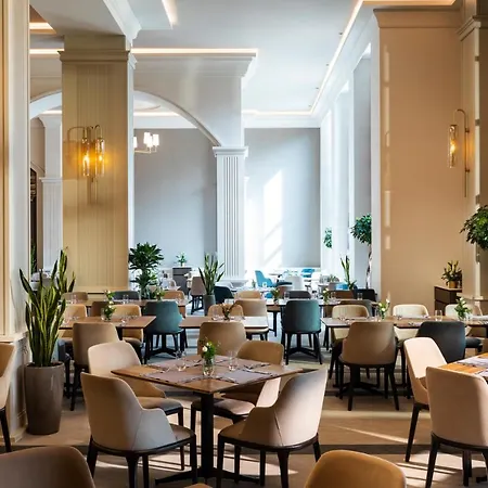 Kings' Valley Medical & Hotel Kazanlak