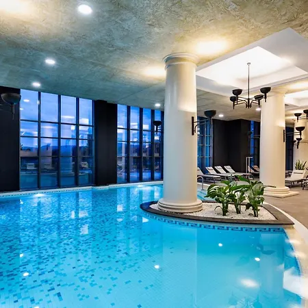 Kings' Valley Medical & Hotel Kazanlŭk