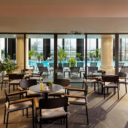 Kings' Valley Medical & Hotel Kazanlak