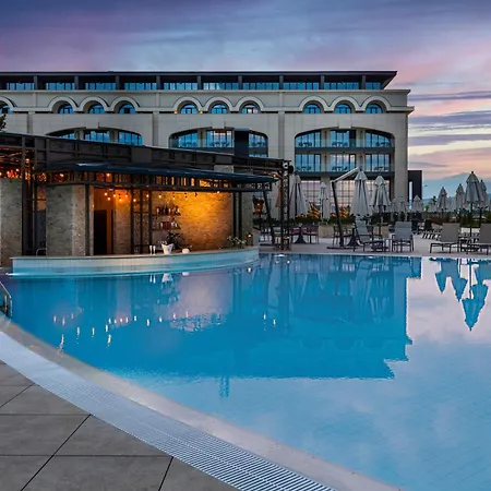 Kings' Valley Medical & Kazanlŭk