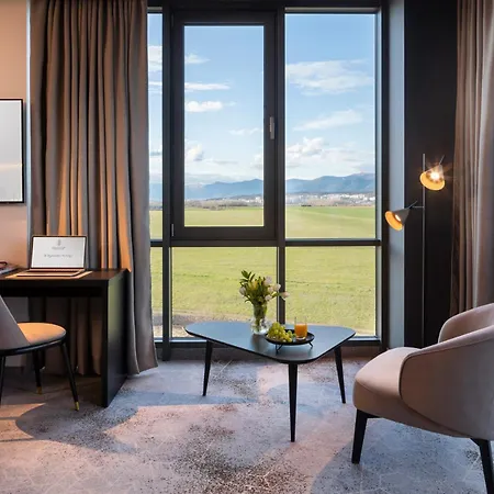 Hotel Kings' Valley Medical &