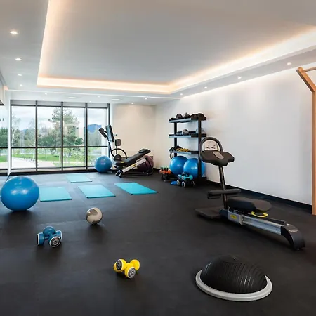 Kings' Valley Medical & 5*