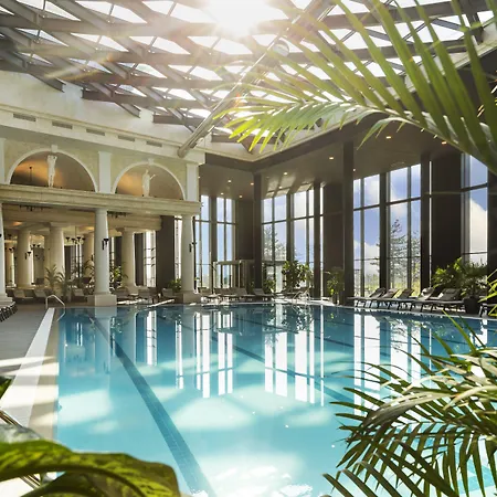 Kings' Valley Medical & Hotel